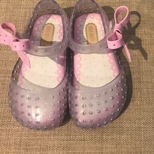 Mini Melissa Size 6